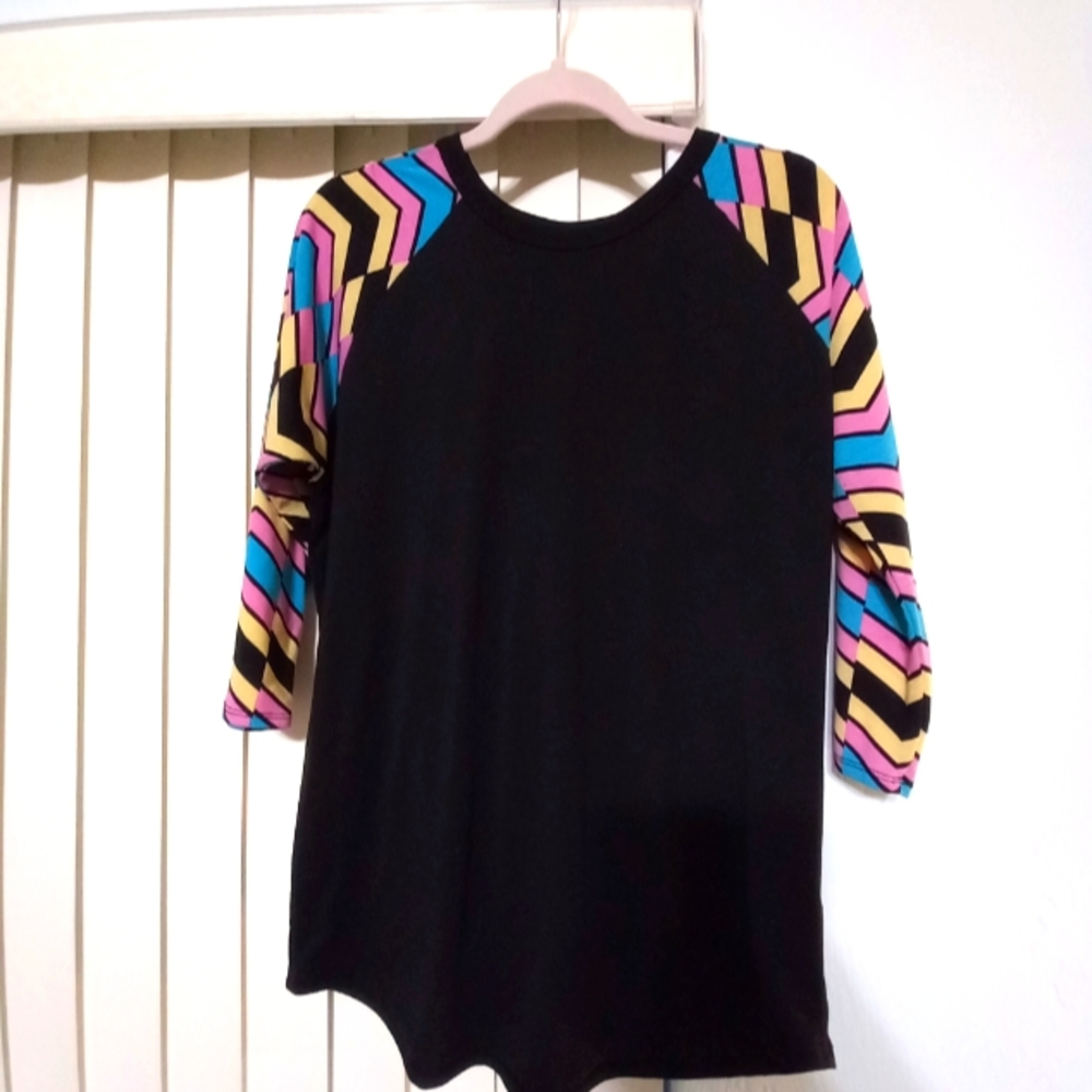 Lularoe L top